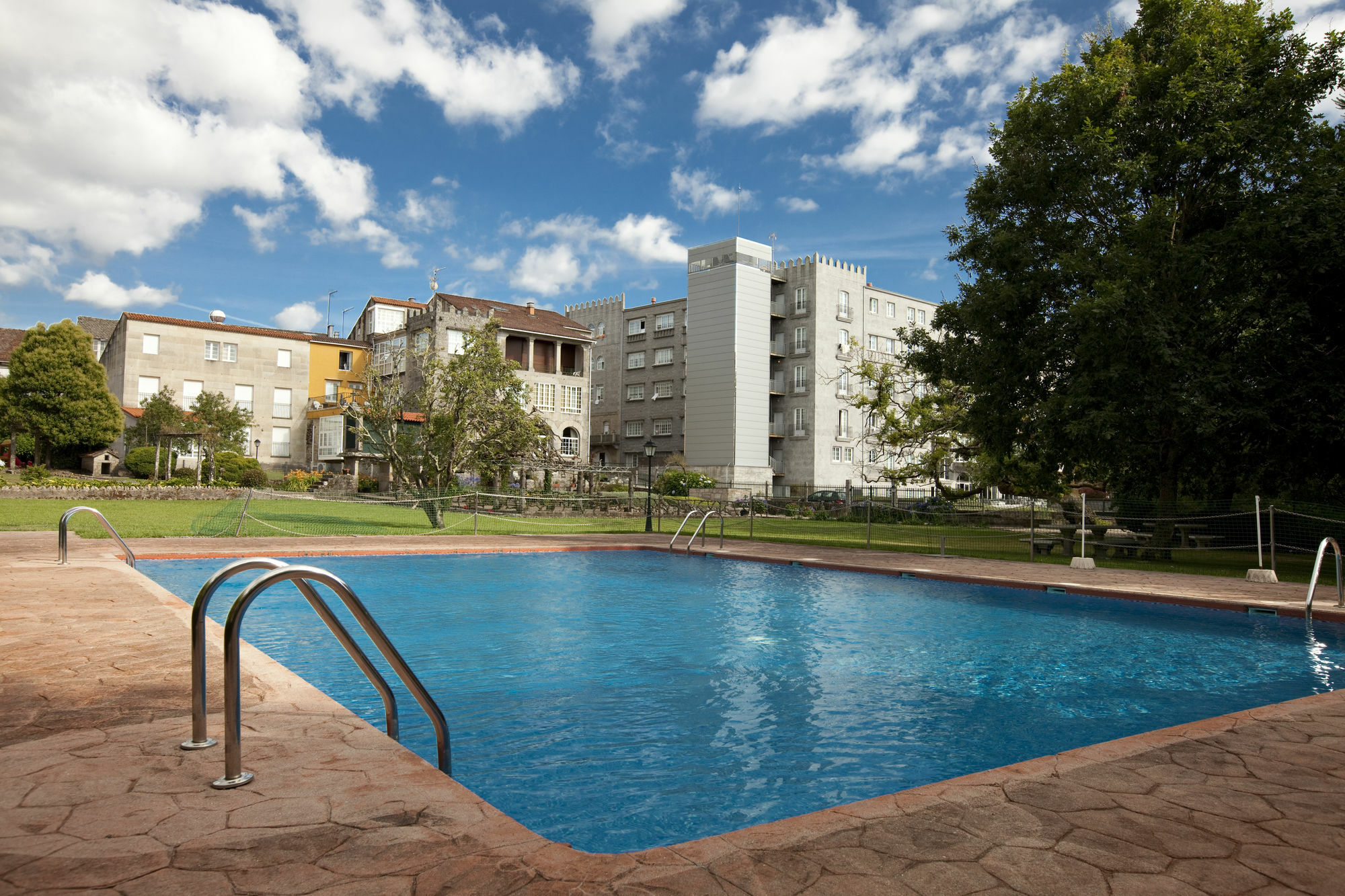 Termas De Cuntis - Hotel Castro Do Balneario Bagian luar foto